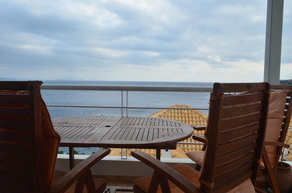סכיניאס Giorgis Home Seafront מראה חיצוני תמונה
