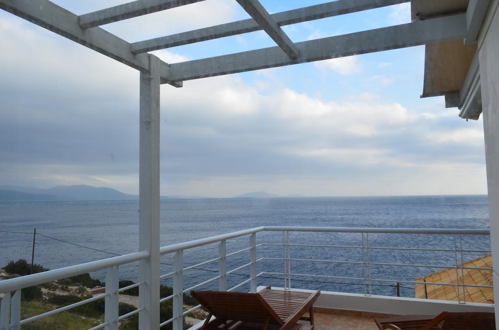 סכיניאס Giorgis Home Seafront מראה חיצוני תמונה